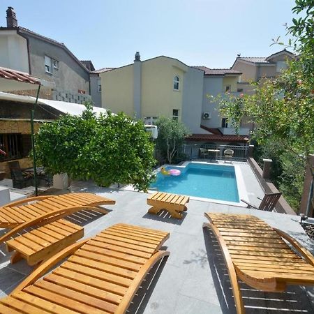 ז'סניסה Villa Vlade- From The Heated Pool To The Beach In 1 Minute מראה חיצוני תמונה